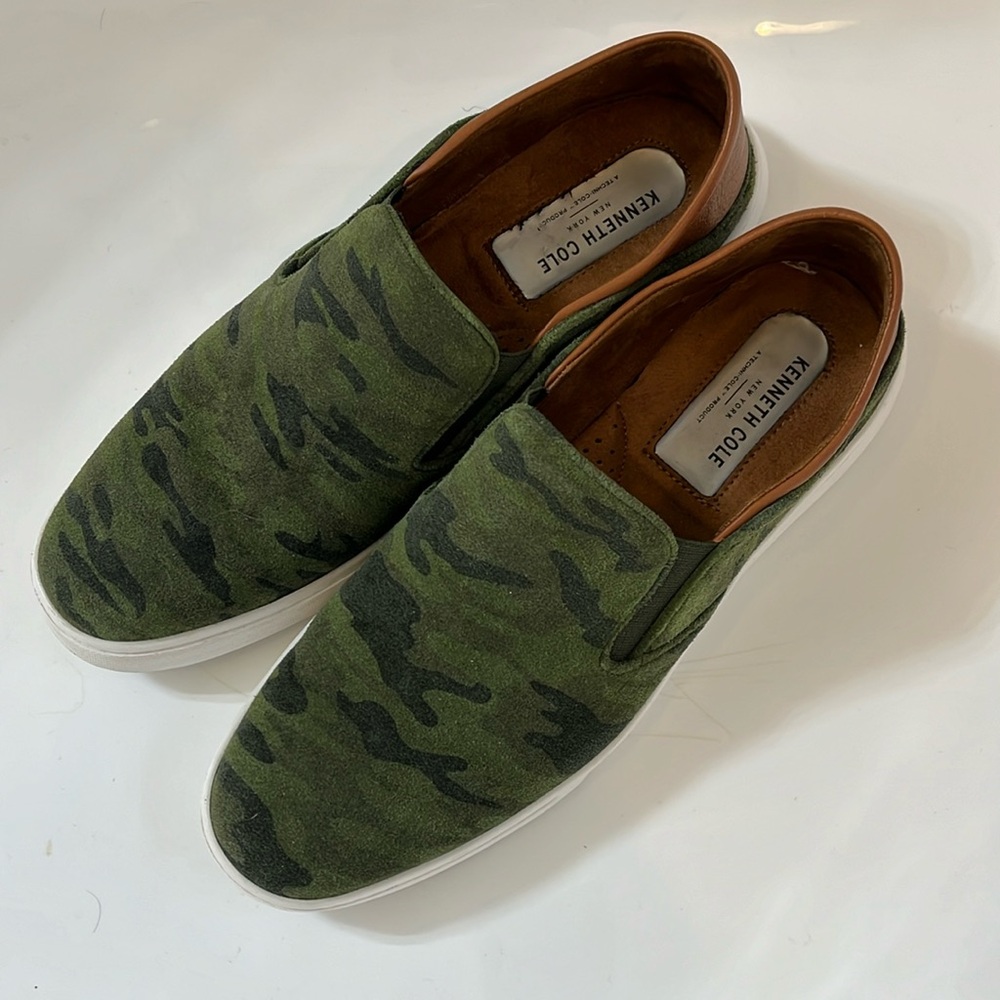Preloved Kenneth Cole camo slip on sneakers . Men’s size 11